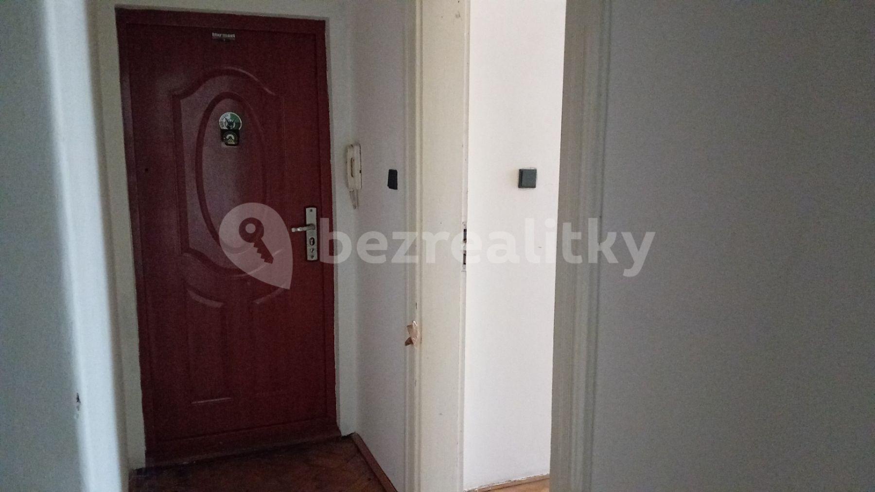 Pronájem nebytového prostoru 41 m², Radhošťská, Praha, Praha