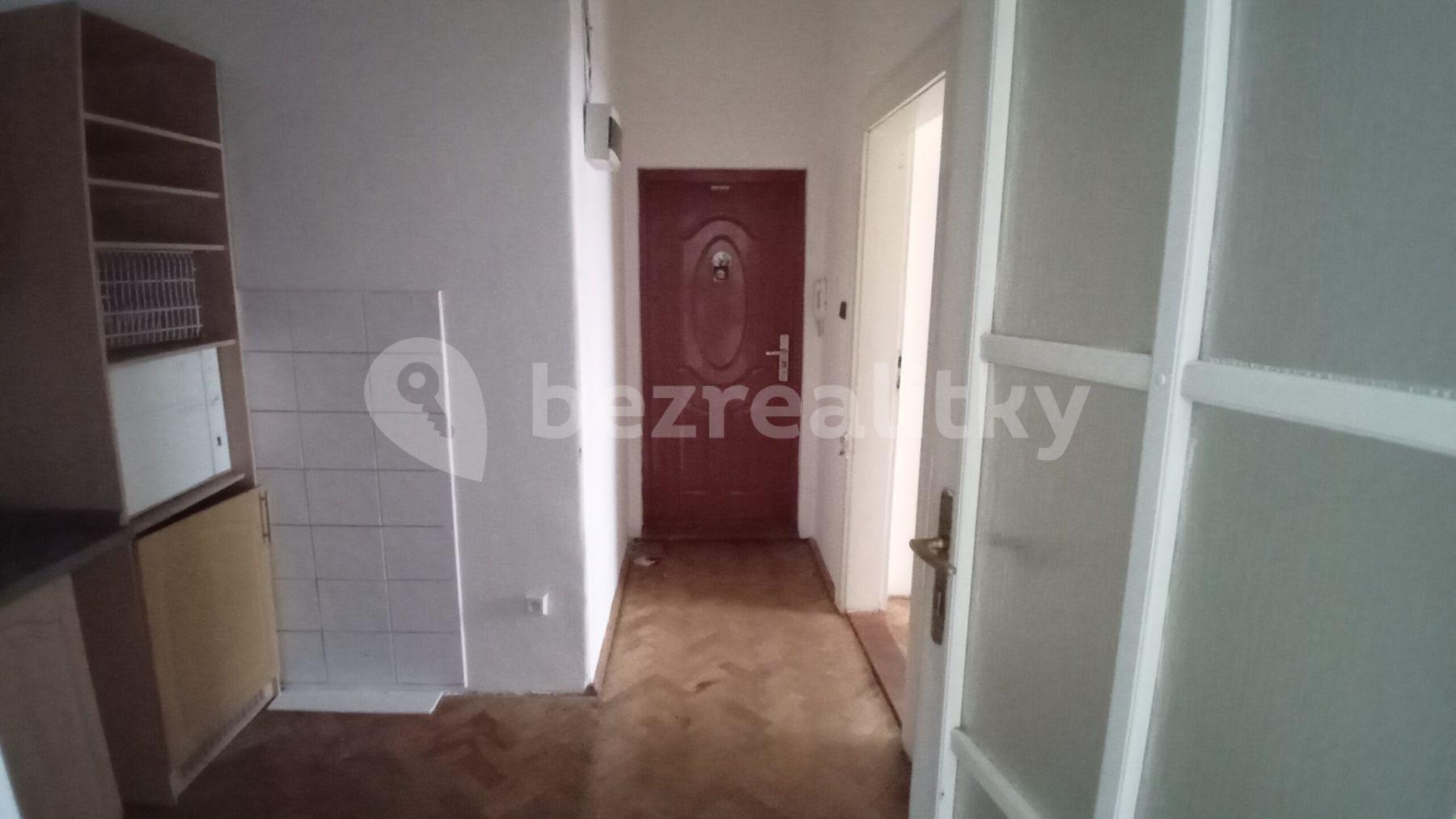 Pronájem nebytového prostoru 41 m², Radhošťská, Praha, Praha