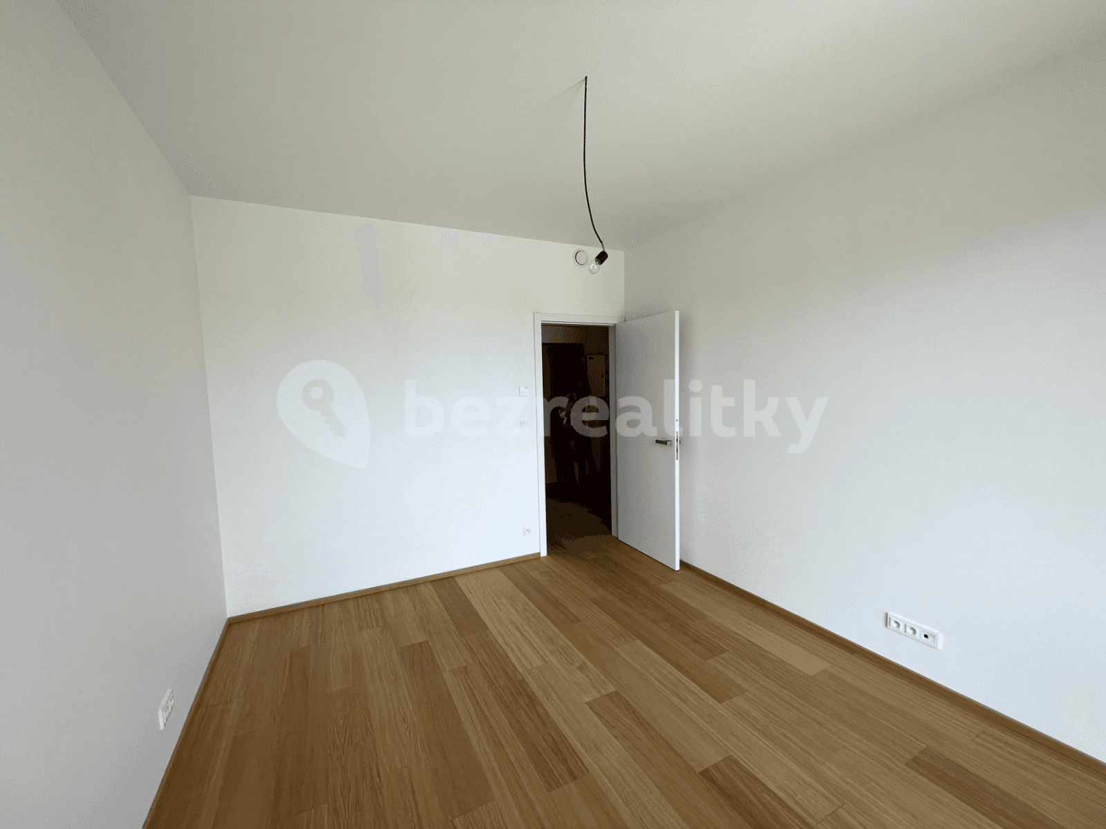 Pronájem bytu 2+kk 55 m², V Třešňovce, Praha, Praha