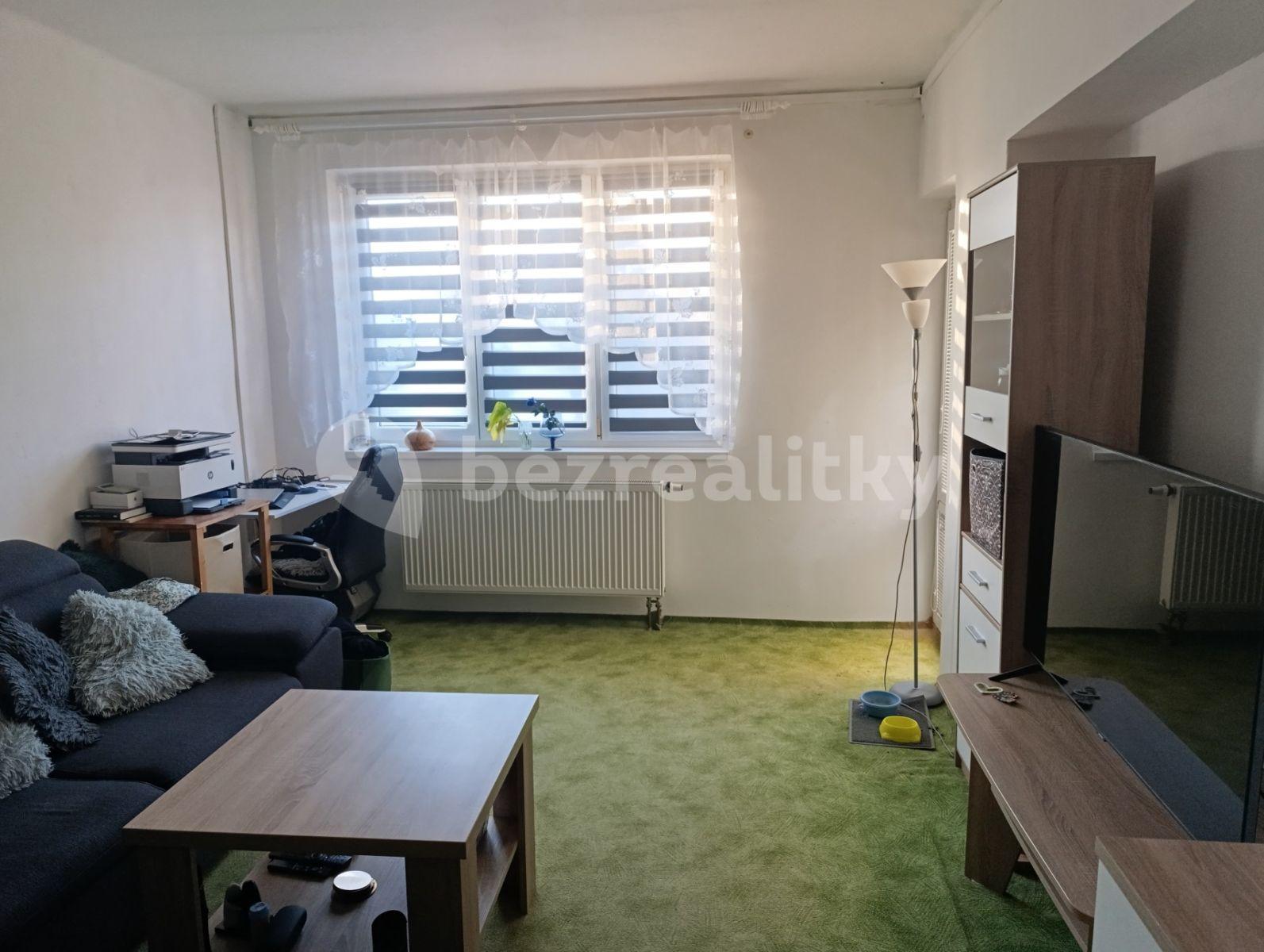 Prodej bytu 3+1 77 m², 28. října, Křinec, Středočeský kraj