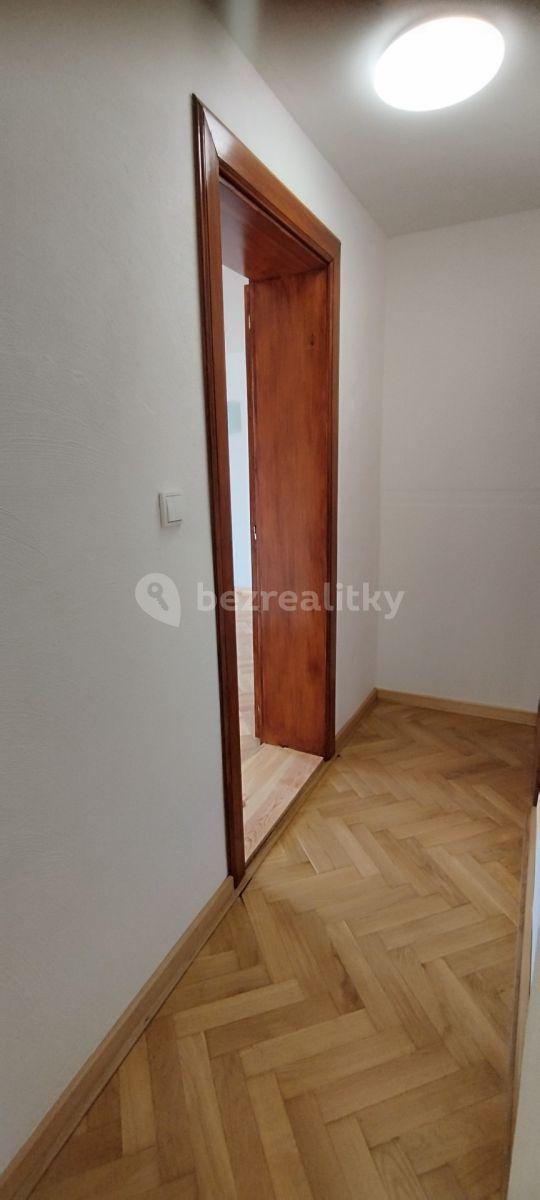 Pronájem bytu 4+1 110 m², Na Liškově, Křenovice, Jihomoravský kraj