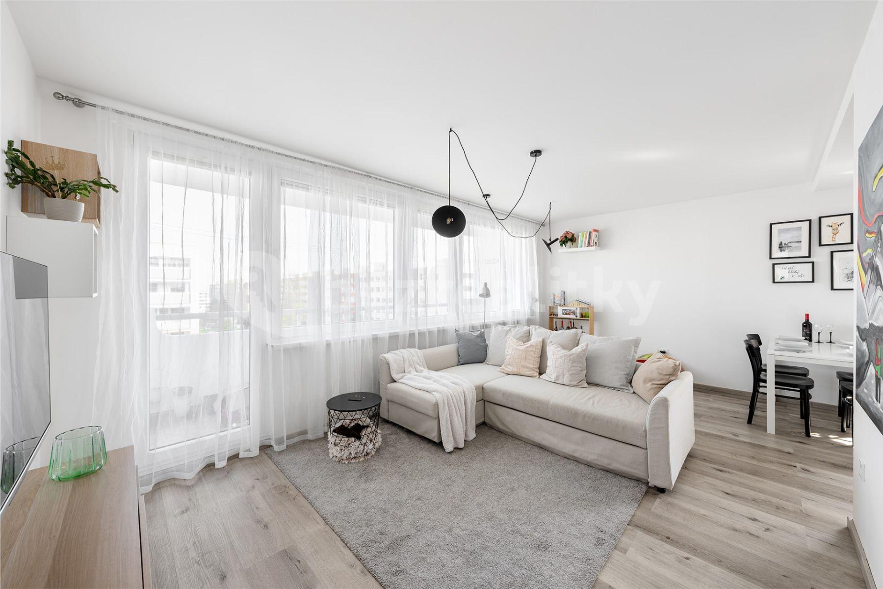 Pronájem bytu 3+kk 79 m², Přecechtělova, Praha, Praha