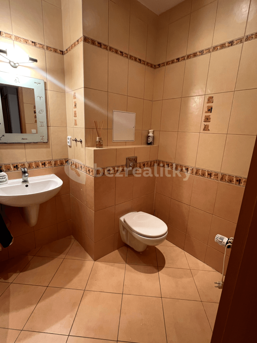 Pronájem bytu 2+kk 58 m², Starokošířská, Praha, Praha