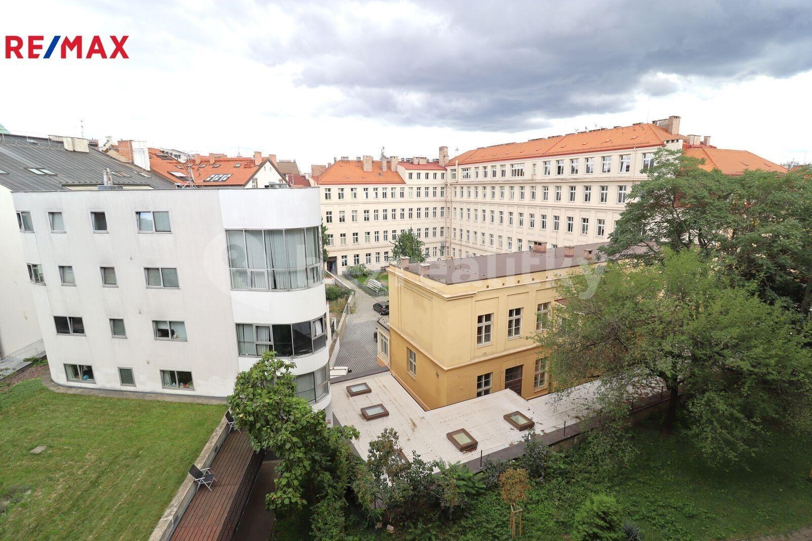 Pronájem bytu 3+1 92 m², Štefánikova, Praha, Praha