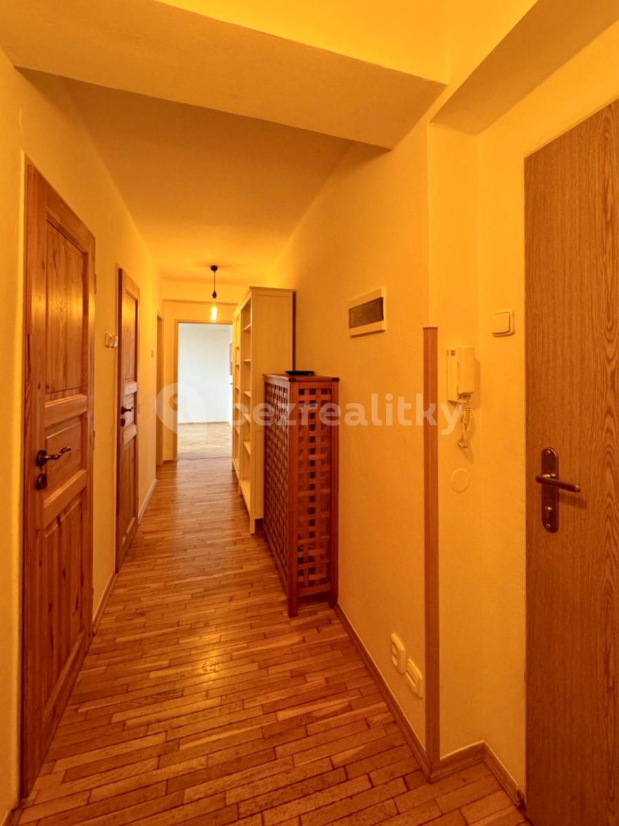 Pronájem bytu 2+kk 42 m², Přístavní, Praha, Praha