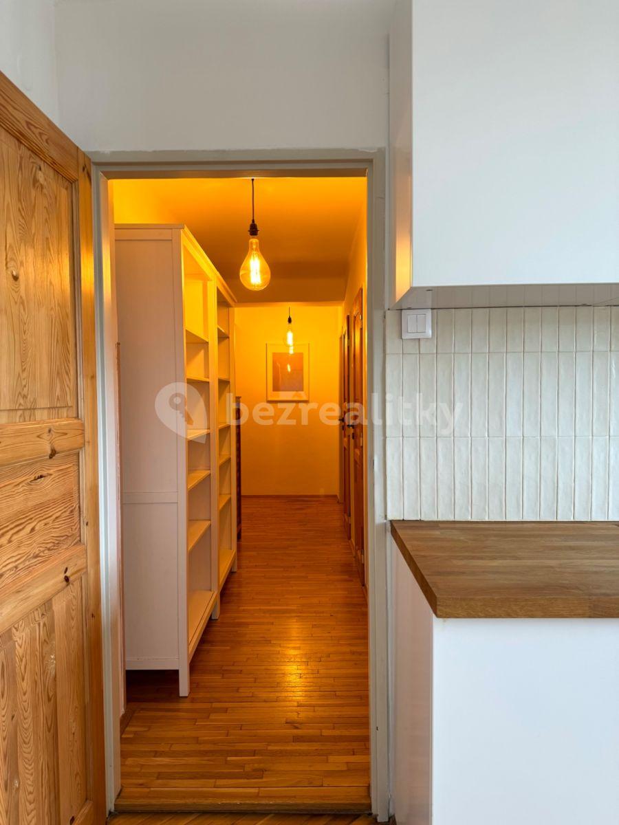 Pronájem bytu 2+kk 42 m², Přístavní, Praha, Praha