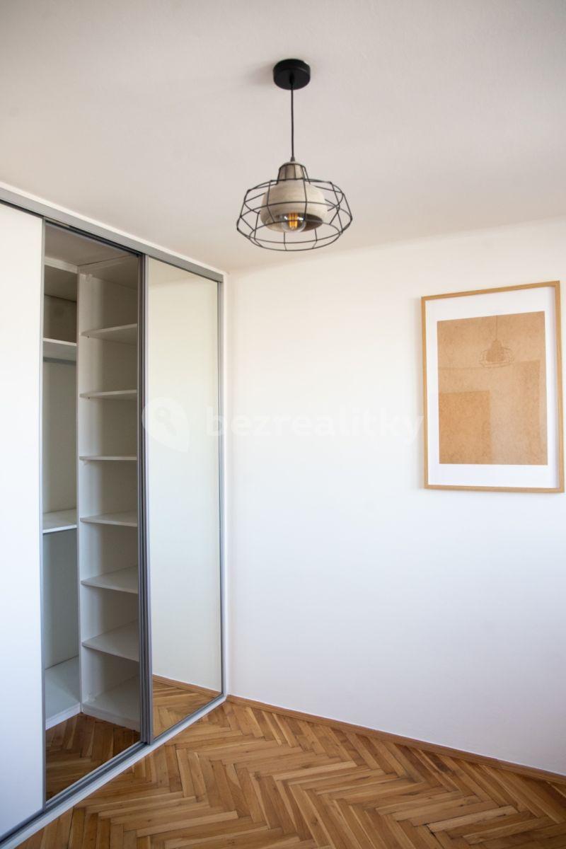 Pronájem bytu 2+kk 42 m², Přístavní, Praha, Praha