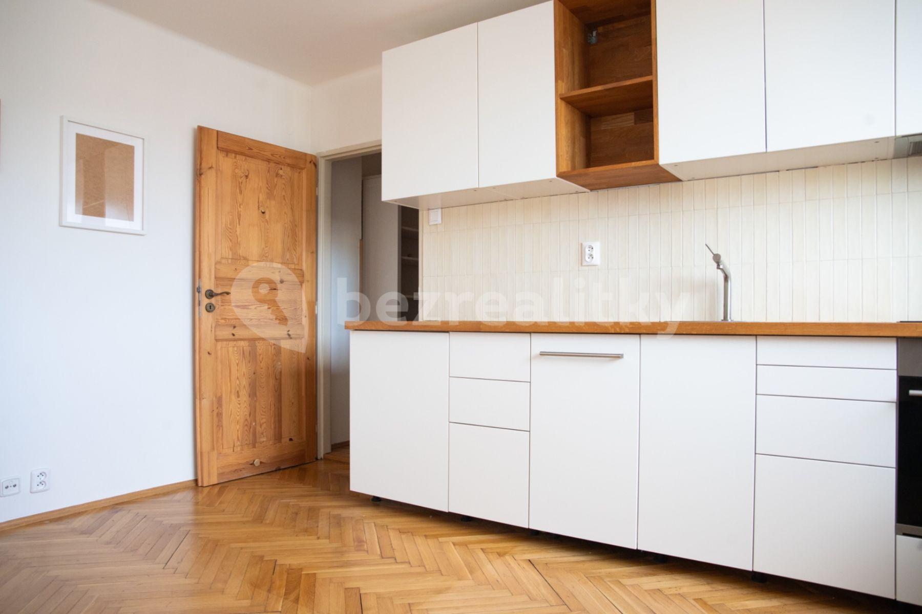 Pronájem bytu 2+kk 42 m², Přístavní, Praha, Praha