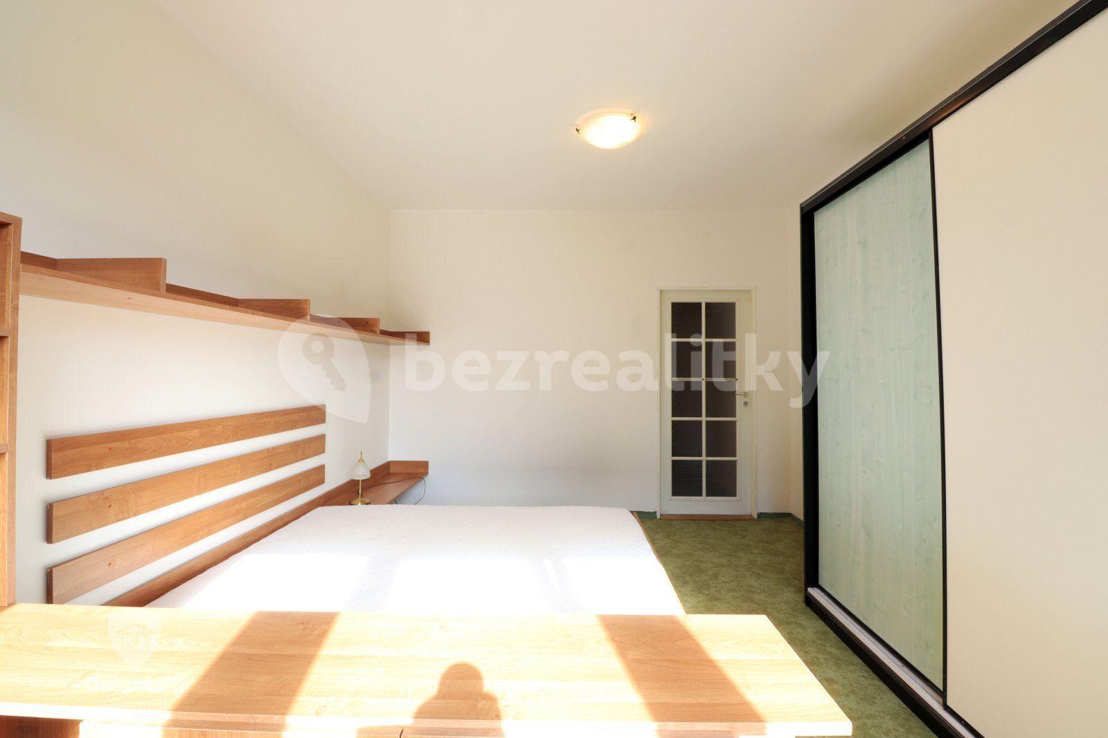 Pronájem bytu 2+kk 50 m², Arménská, Praha, Praha