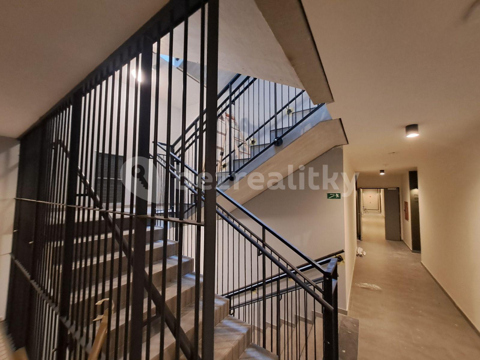 Pronájem bytu 3+kk 95 m², Kardausova, Praha, Praha