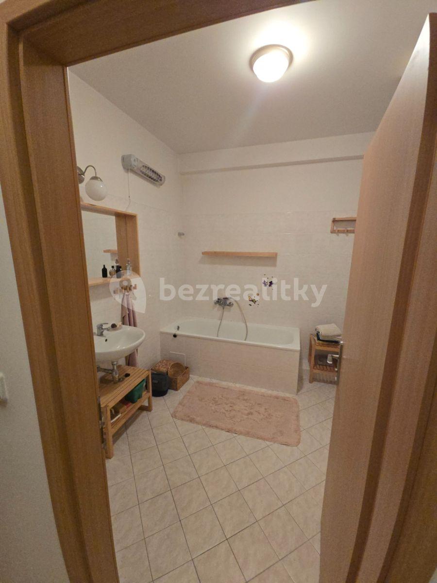 Prodej bytu 3+kk 94 m², Lesní, Milovice, Středočeský kraj