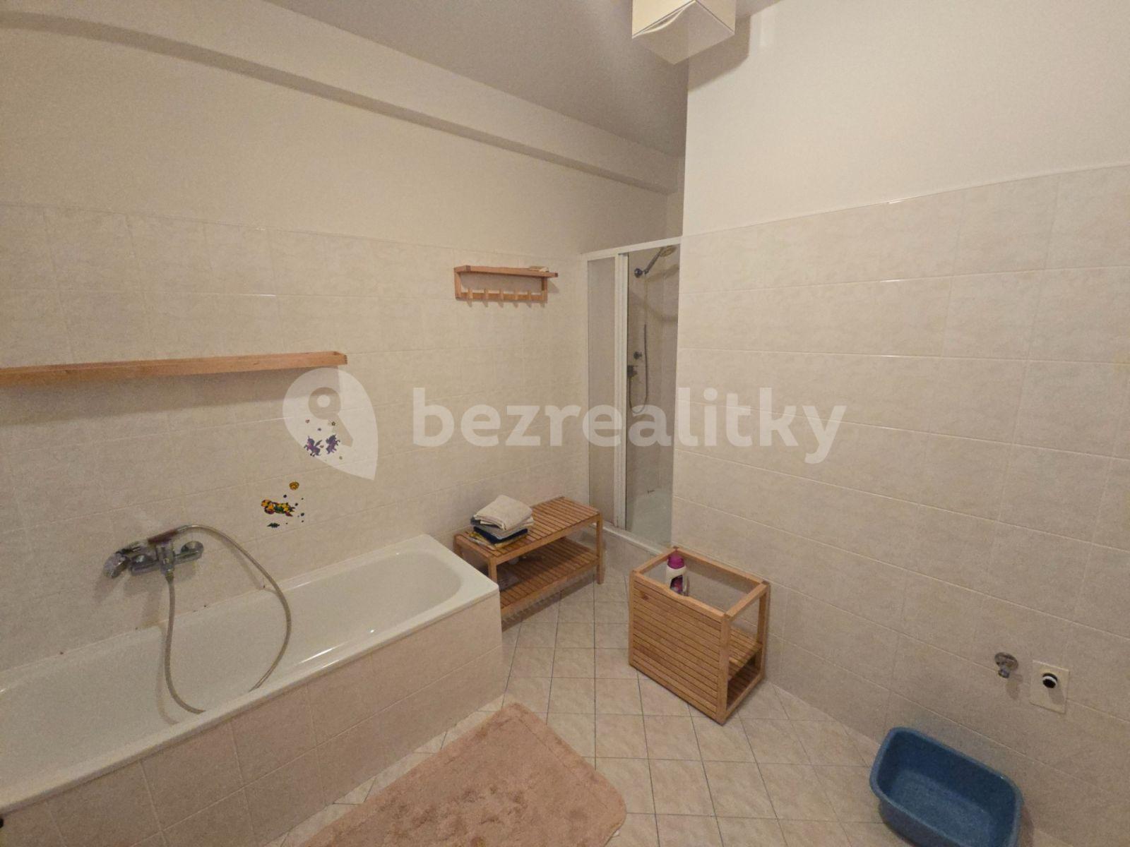 Prodej bytu 3+kk 94 m², Lesní, Milovice, Středočeský kraj