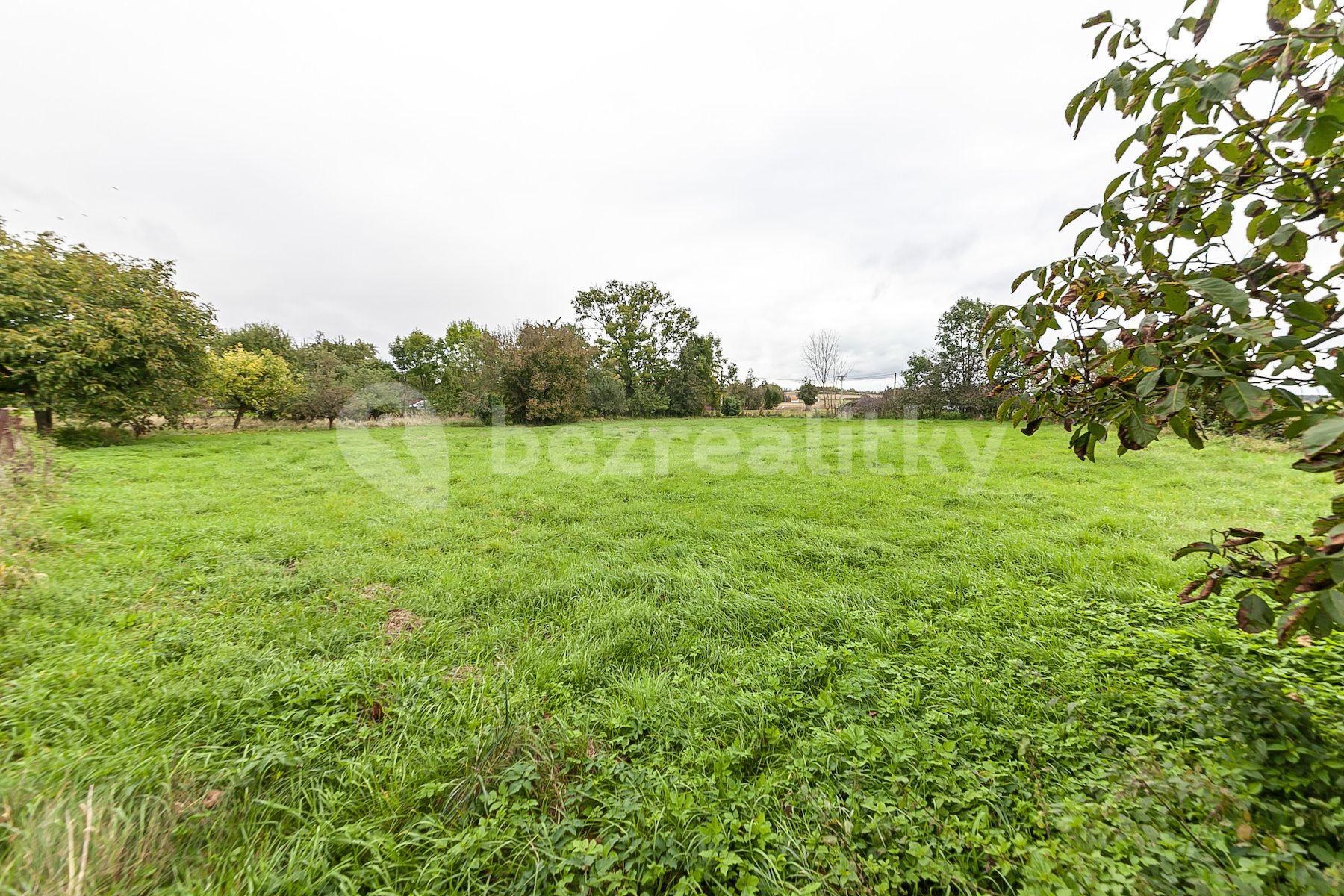 Prodej pozemku 3.213 m², Uhlířská Lhota, Uhlířská Lhota, Středočeský kraj