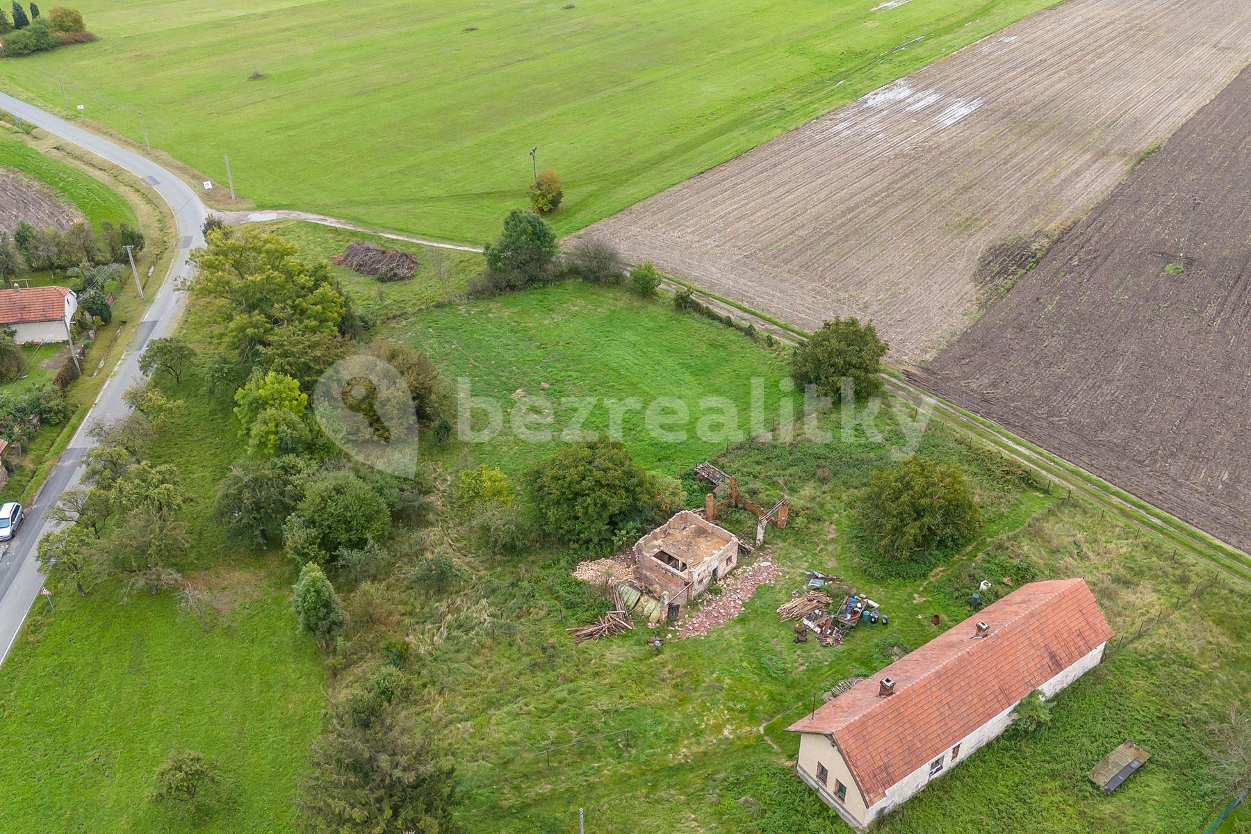 Prodej pozemku 3.213 m², Uhlířská Lhota, Uhlířská Lhota, Středočeský kraj