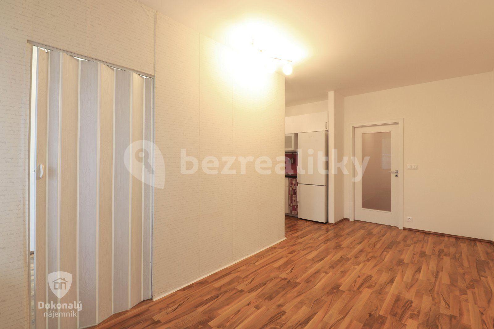 Pronájem bytu 1+1 36 m², Fikerova, Praha, Praha