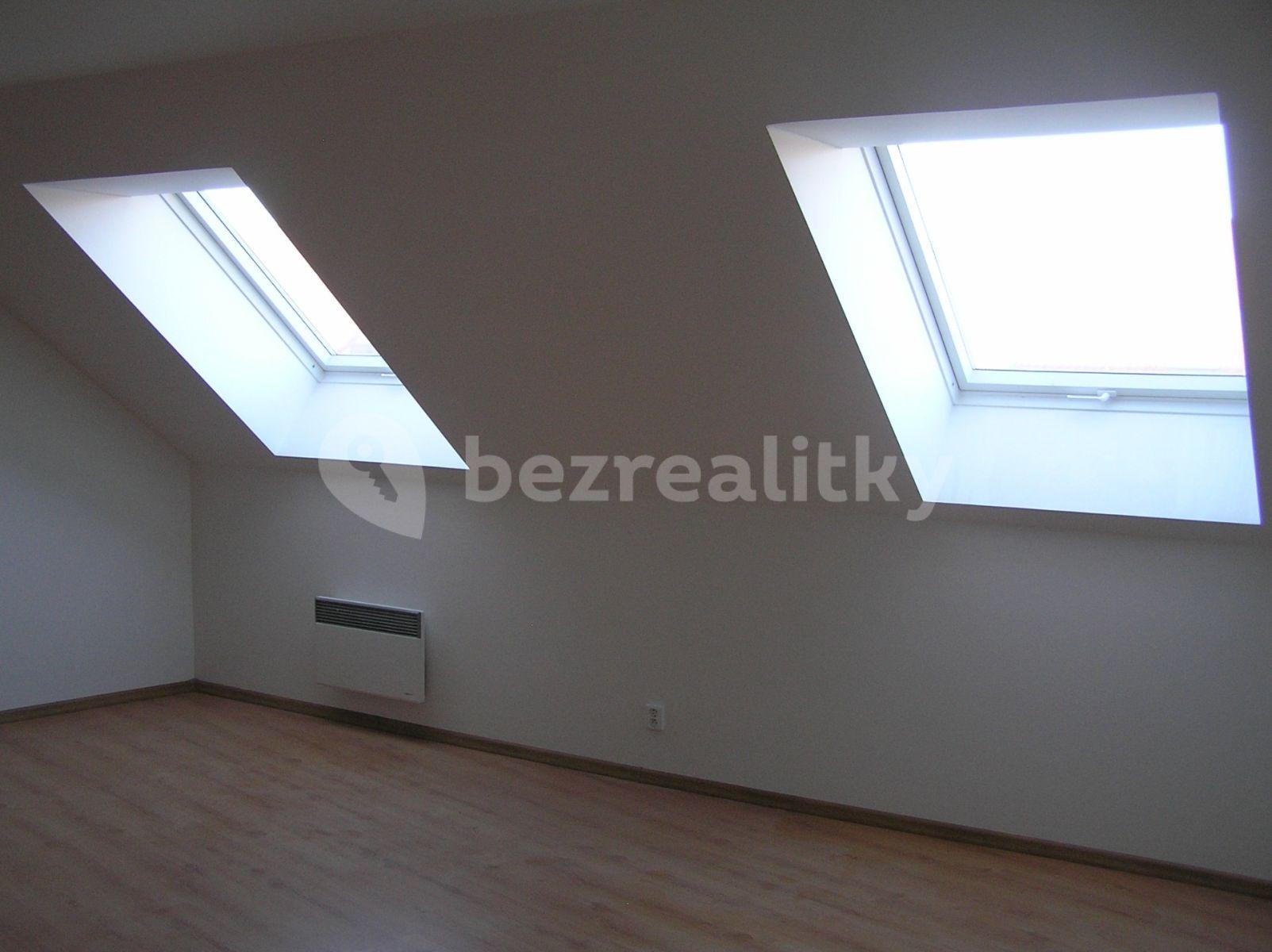 Pronájem bytu 2+kk 49 m², Masarykova, Modřice, Jihomoravský kraj