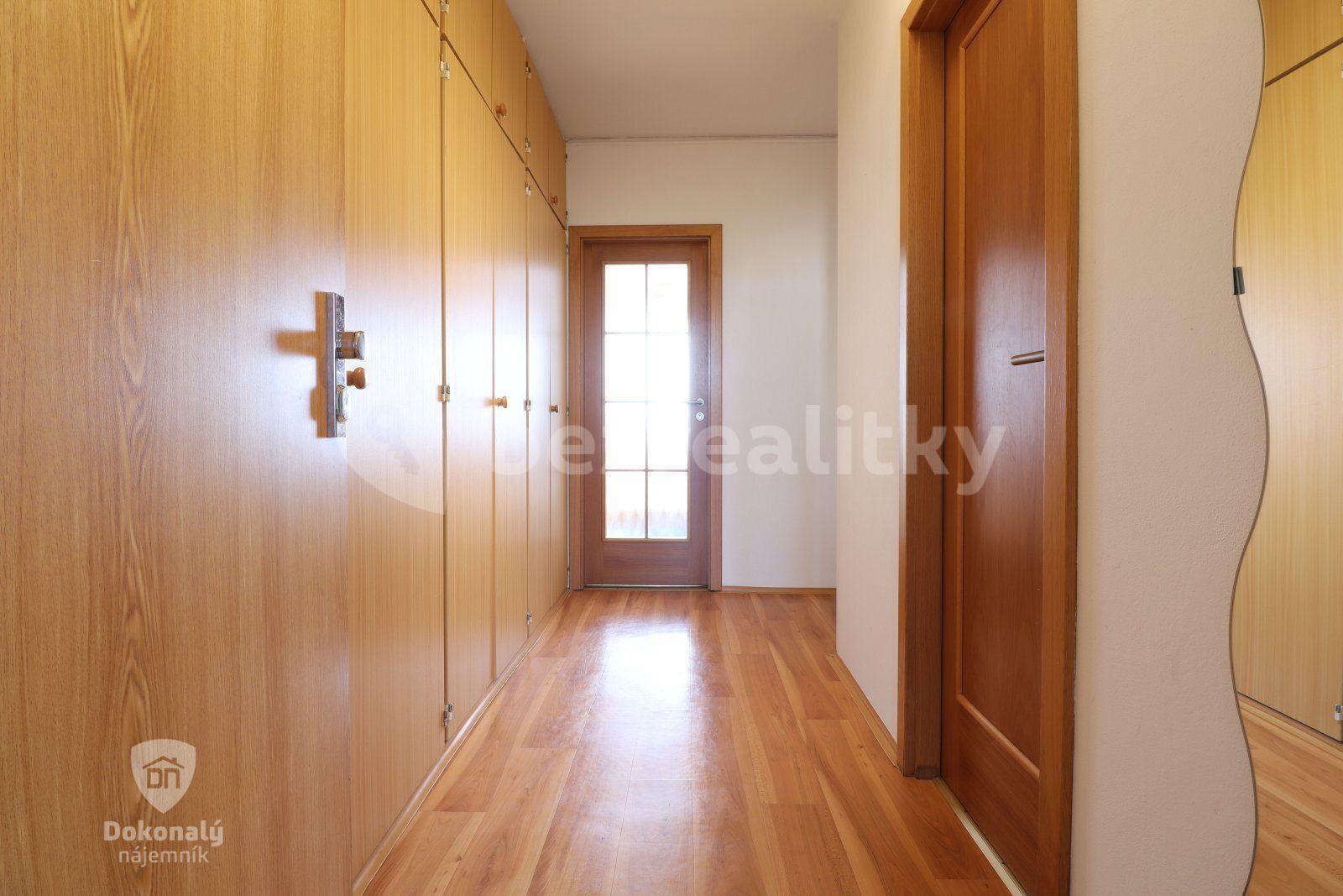 Pronájem bytu 2+kk 38 m², Třebenická, Praha, Praha