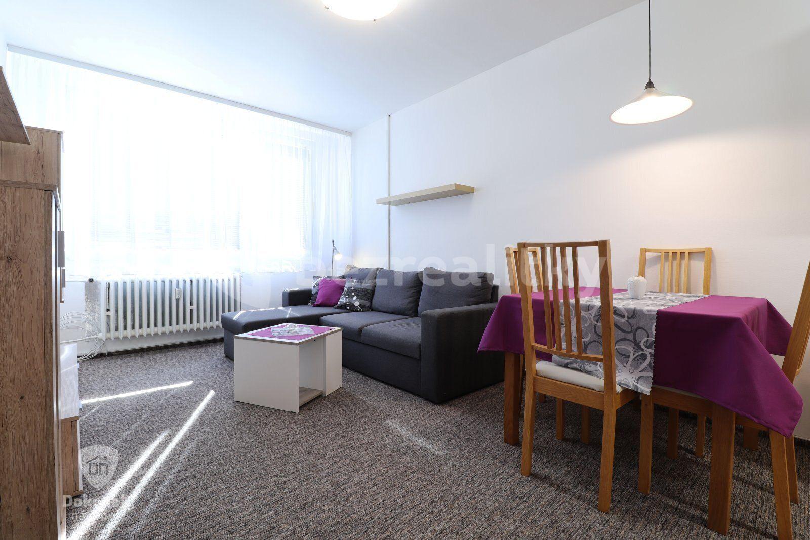 Pronájem bytu 2+kk 38 m², Třebenická, Praha, Praha