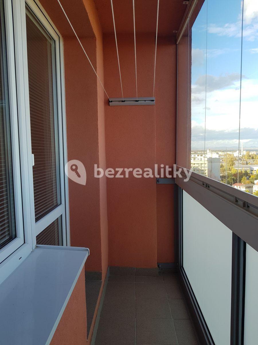 Pronájem bytu 1+kk 35 m², Místecká, Praha, Praha