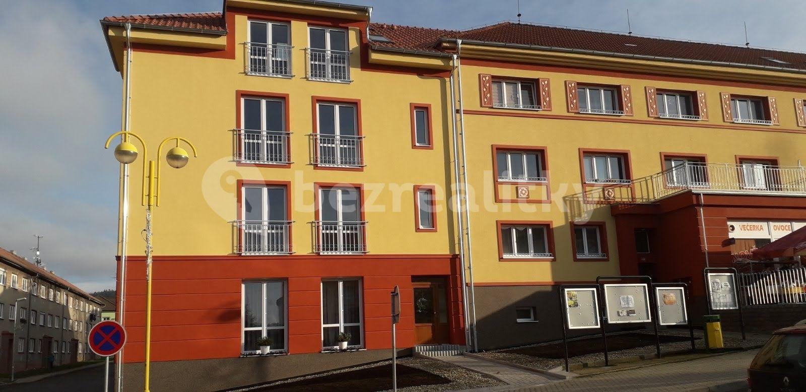 Pronájem bytu 3+kk 77 m², nám. Míru, Březová, Karlovarský kraj