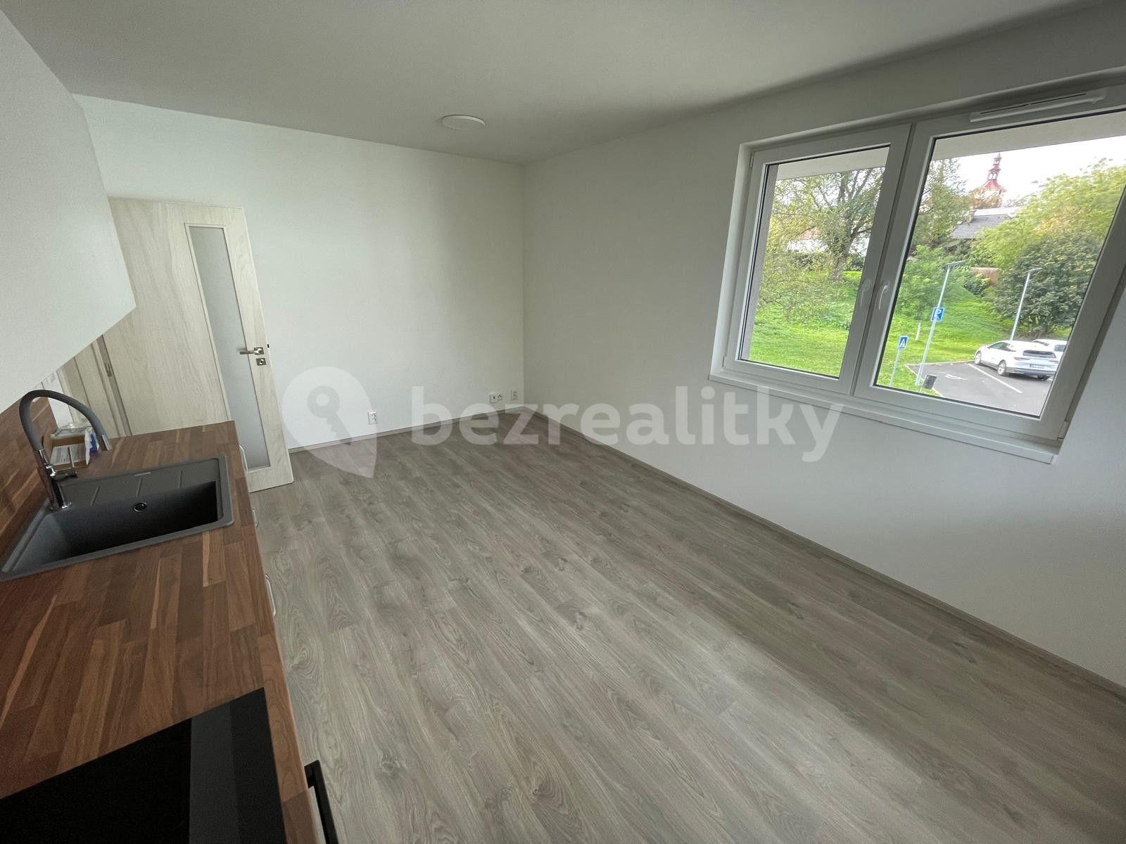 Pronájem bytu 2+kk 49 m², Zámecká, Lovosice, Ústecký kraj