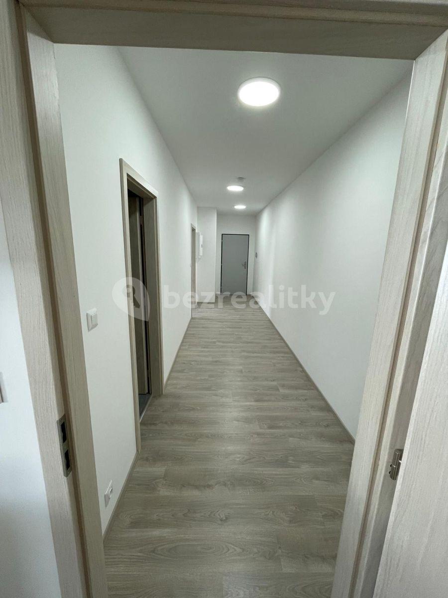 Pronájem bytu 2+kk 49 m², Zámecká, Lovosice, Ústecký kraj