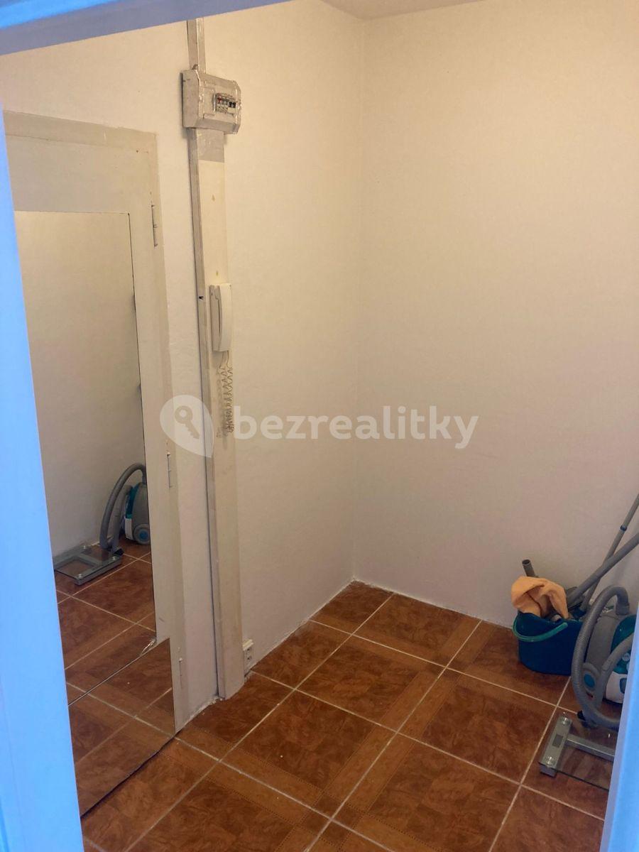 Pronájem bytu 1+kk 31 m², Brodského, Praha, Praha