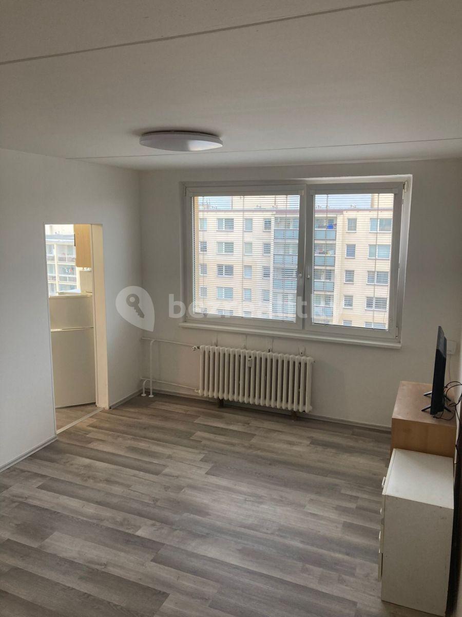 Pronájem bytu 1+kk 31 m², Brodského, Praha, Praha