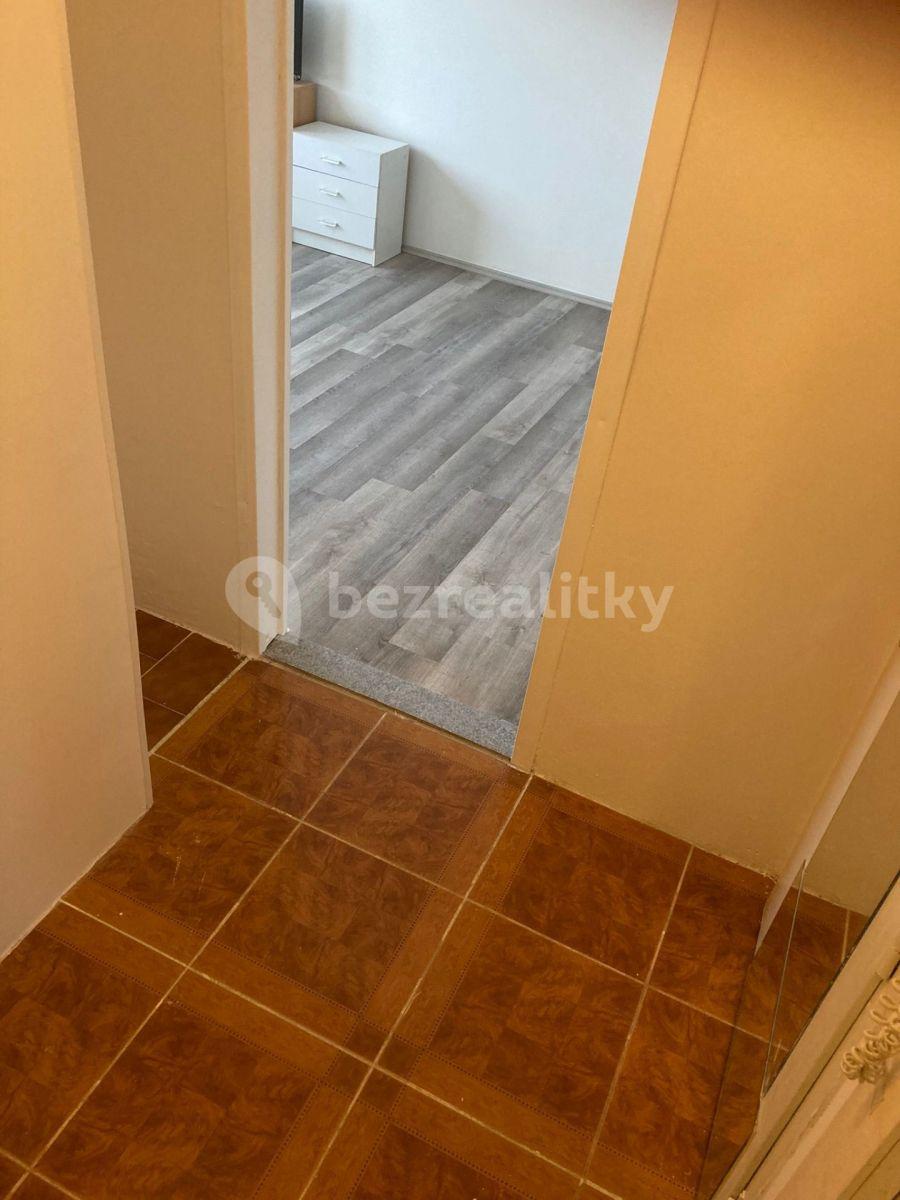 Pronájem bytu 1+kk 31 m², Brodského, Praha, Praha