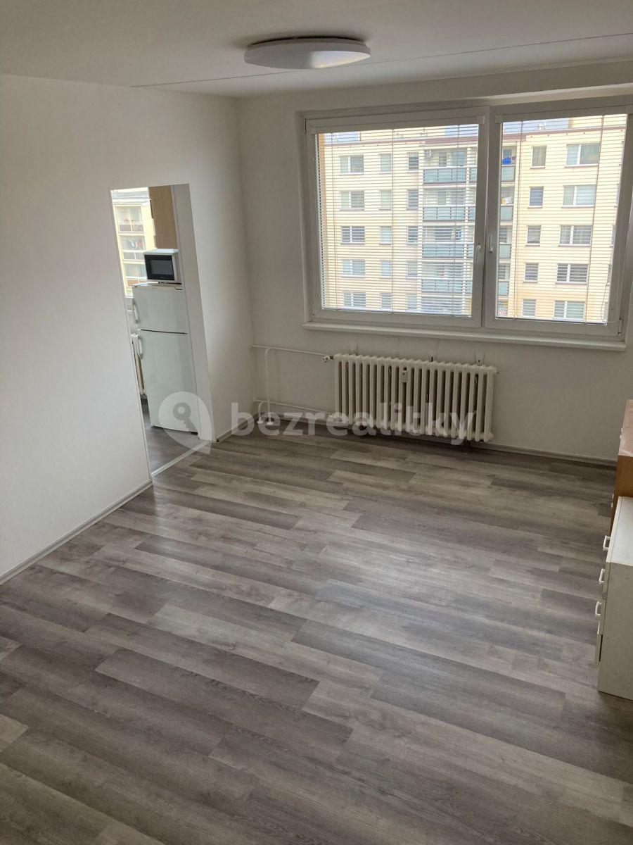 Pronájem bytu 1+kk 31 m², Brodského, Praha, Praha