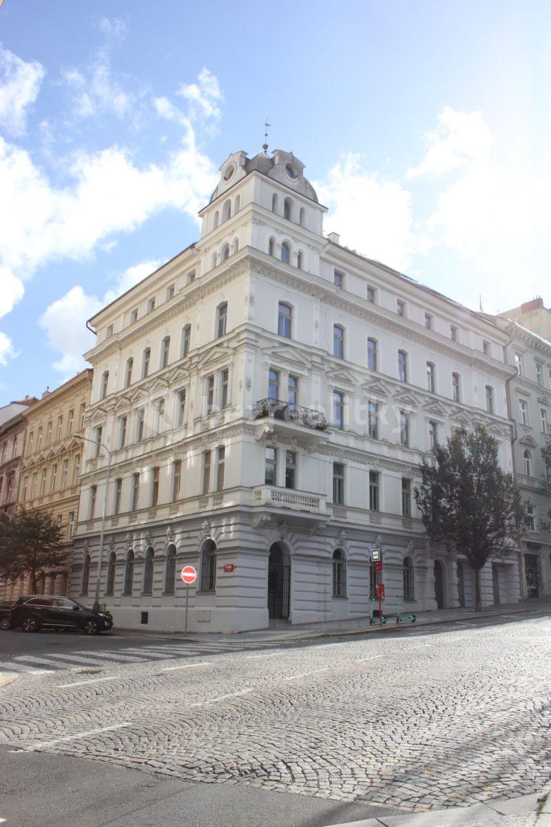 Pronájem bytu 2+kk 57 m², U Rajské zahrady, Praha, Praha