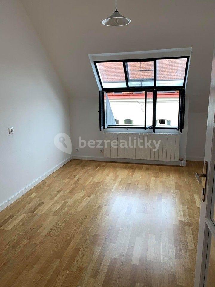 Pronájem bytu 2+1 42 m², Slovinská, Praha, Praha