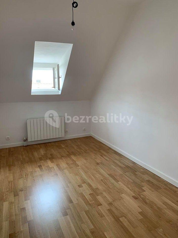 Pronájem bytu 2+1 42 m², Slovinská, Praha, Praha