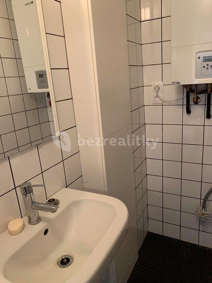 Pronájem bytu 2+1 42 m², Slovinská, Praha, Praha