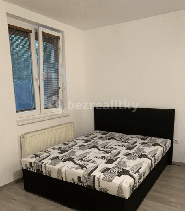 Pronájem bytu 1+1 38 m², Priemyselná, Dunajská Streda, Trnavský kraj