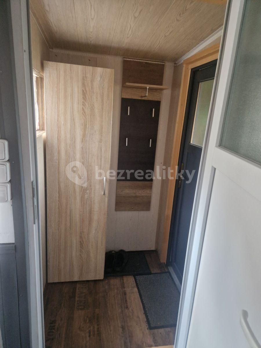 Pronájem chaty, chalupy 52 m², pozemek 433 m², Okružní, Kamenice, Středočeský kraj