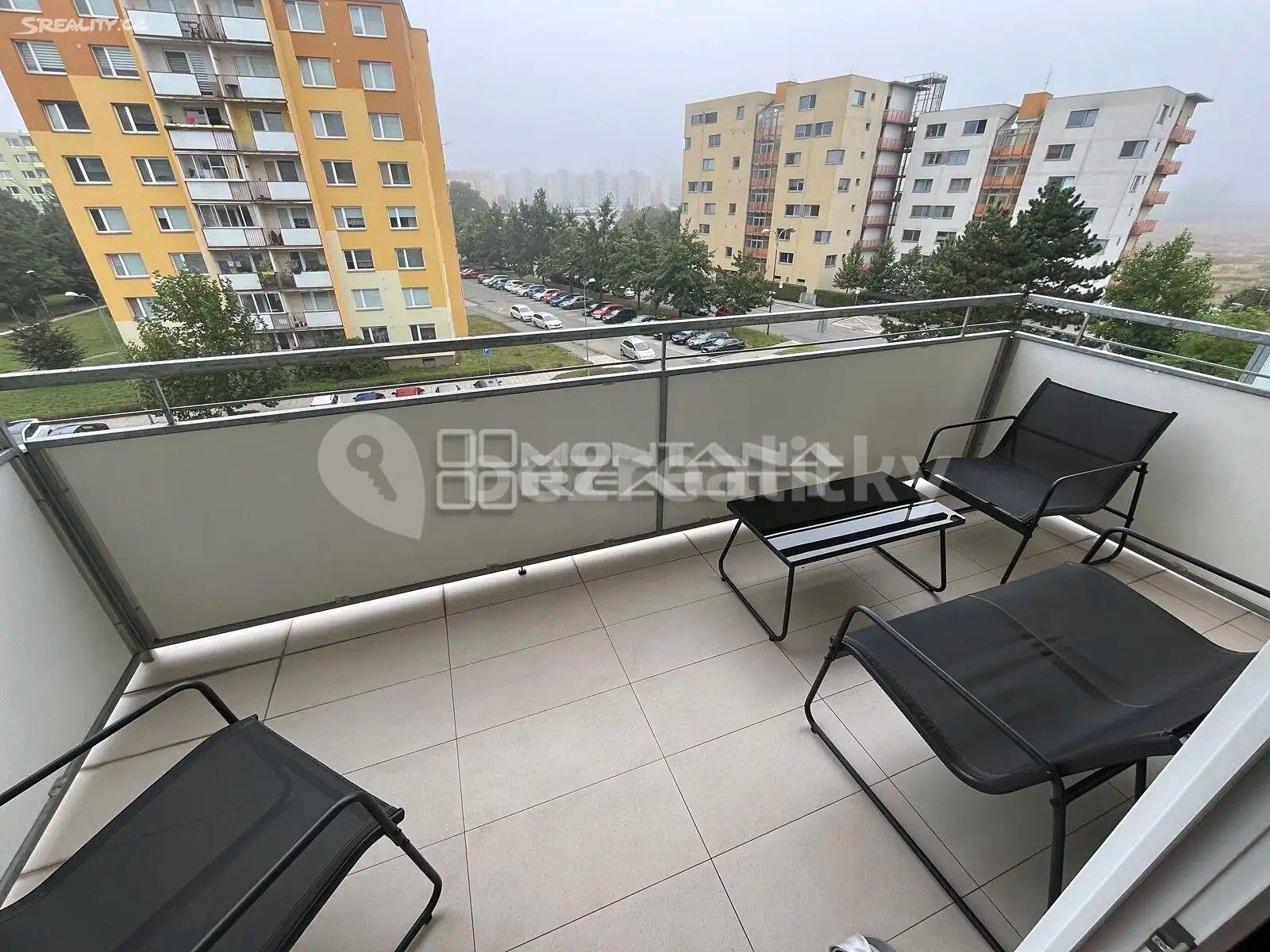 Pronájem bytu 1+kk 32 m², Janského, Olomouc, Olomoucký kraj