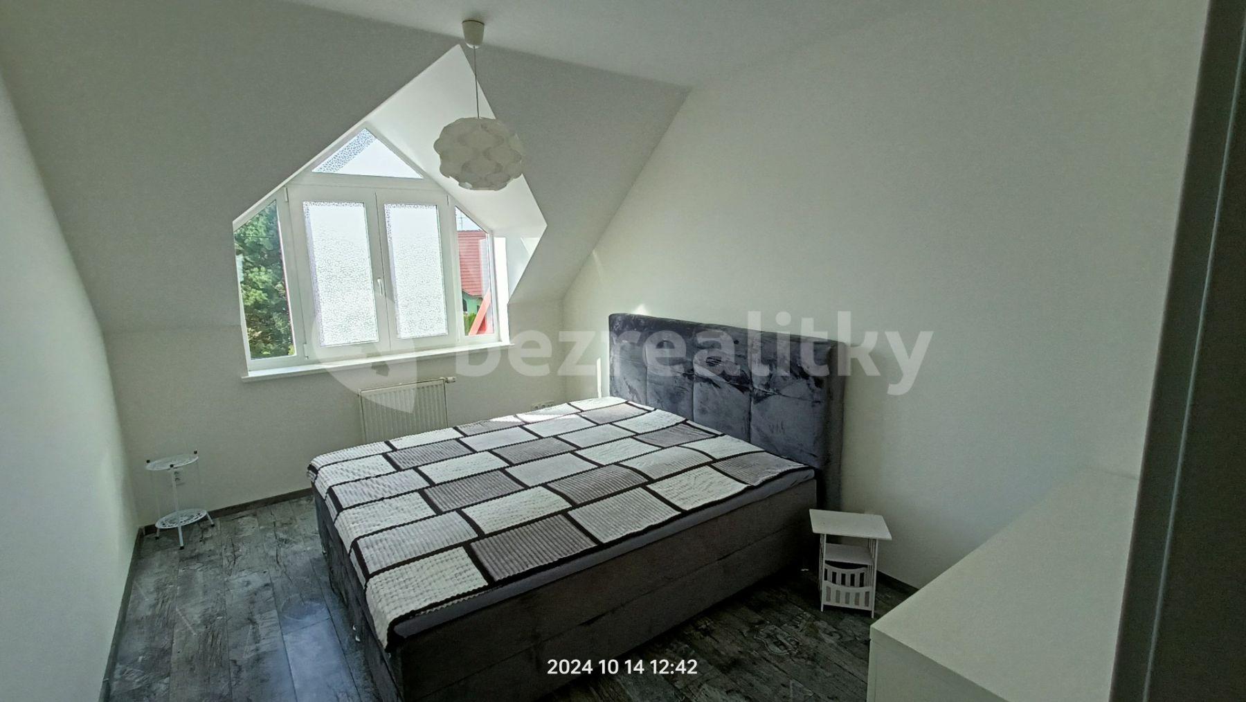 Pronájem bytu 2+1 54 m², Holubická, Pozořice, Jihomoravský kraj