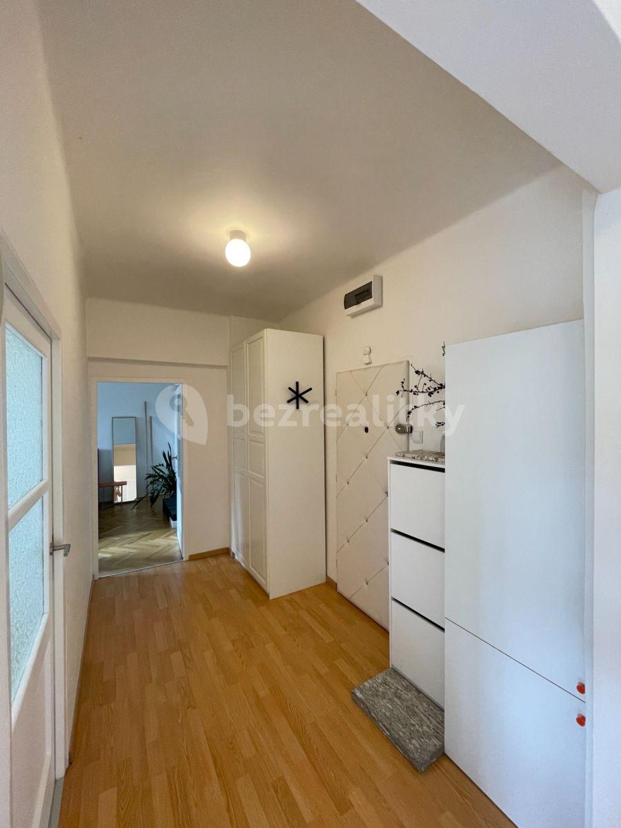 Pronájem bytu 2+1 60 m², Jakutská, Praha, Praha