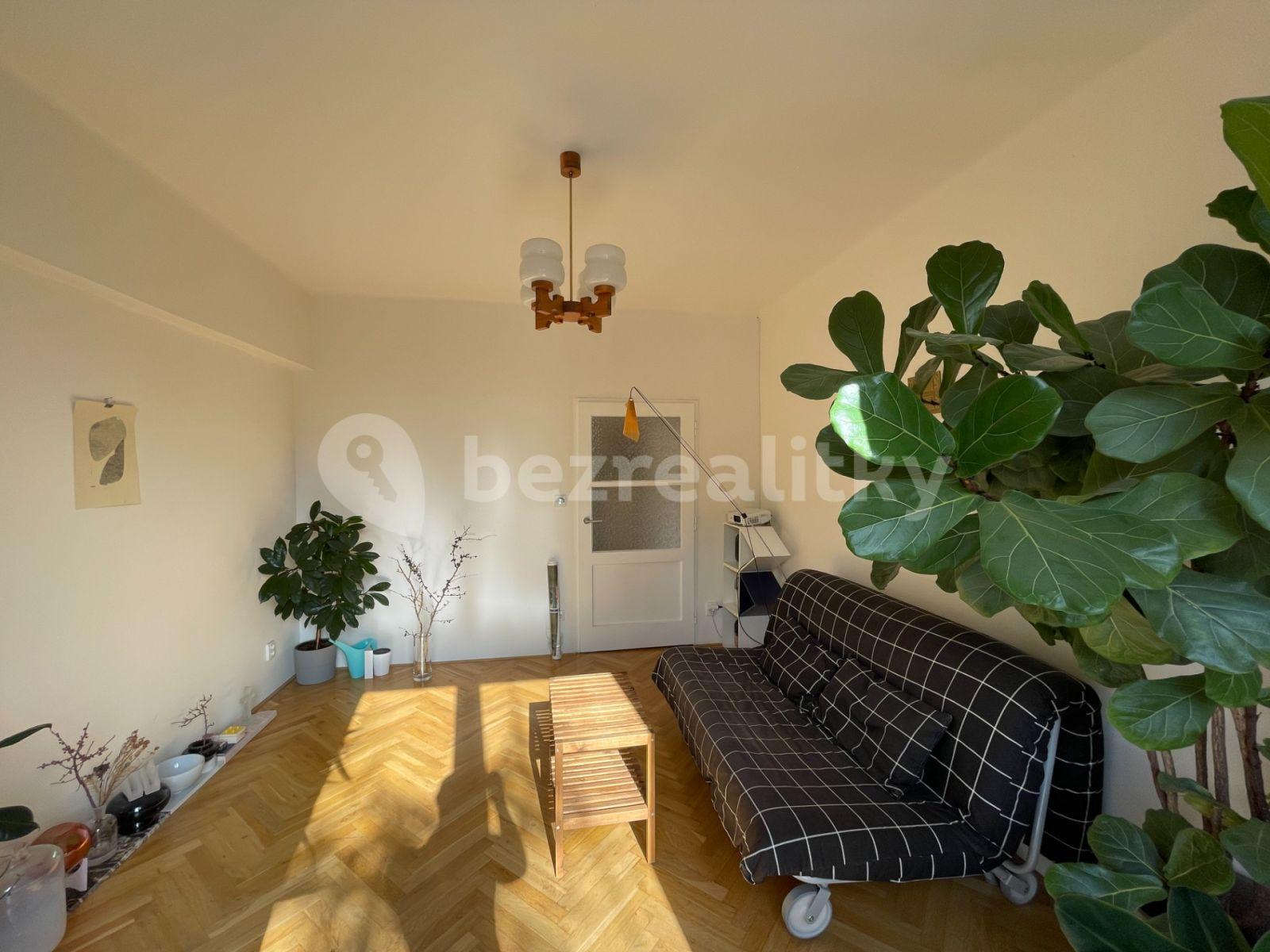 Pronájem bytu 2+1 60 m², Jakutská, Praha, Praha