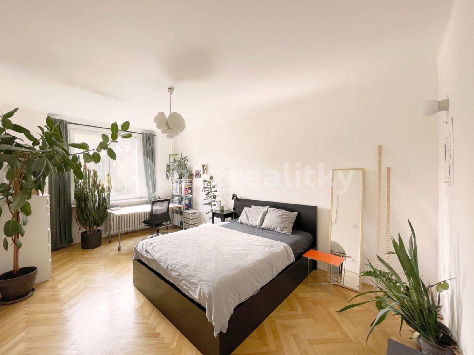 Pronájem bytu 2+1 60 m², Jakutská, Praha, Praha