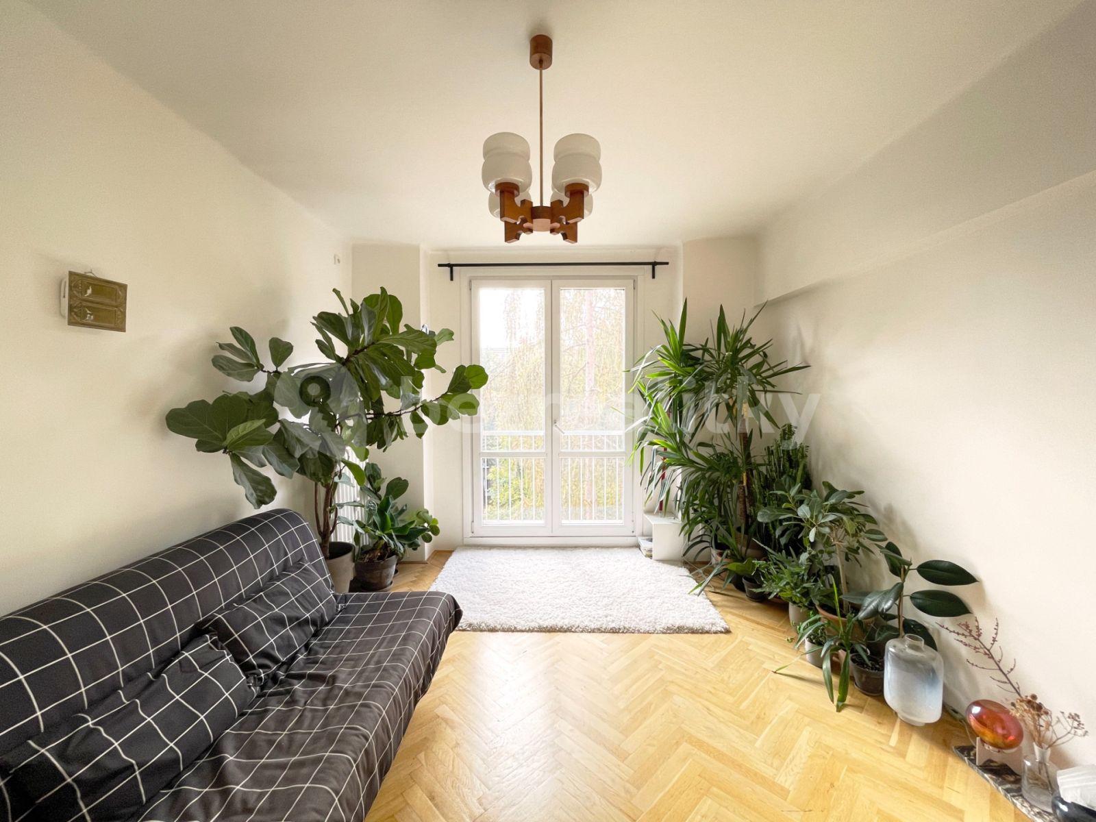 Pronájem bytu 2+1 60 m², Jakutská, Praha, Praha