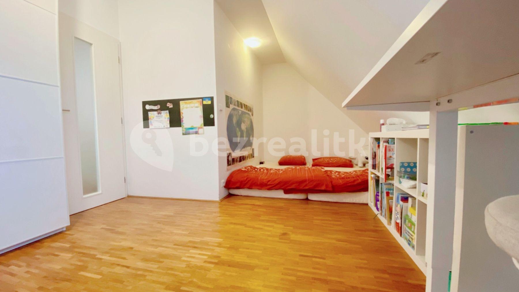 Pronájem bytu 3+kk 82 m², Buchovcova, Praha, Praha