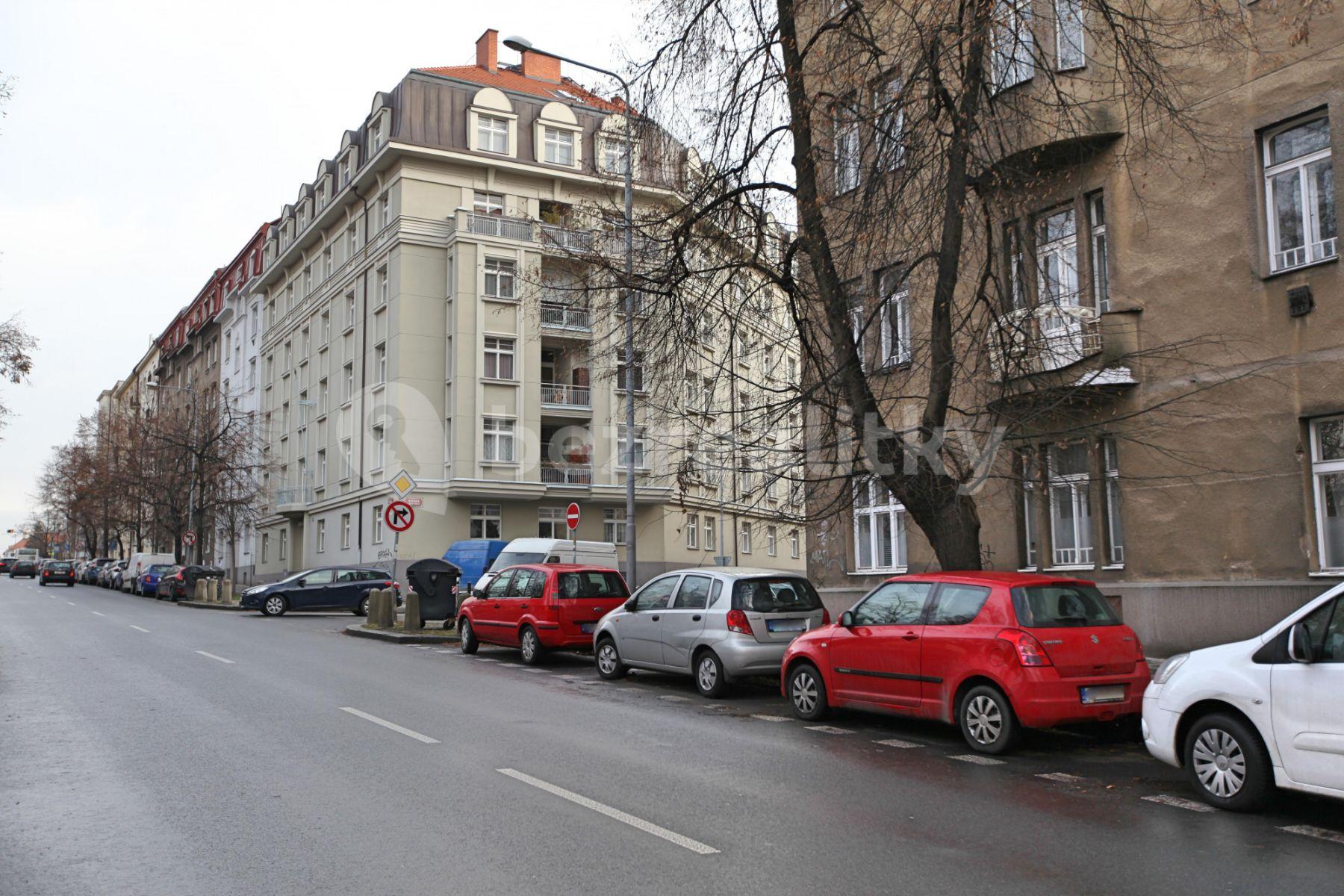 Pronájem bytu 4+1 160 m², Ruská, Praha, Praha