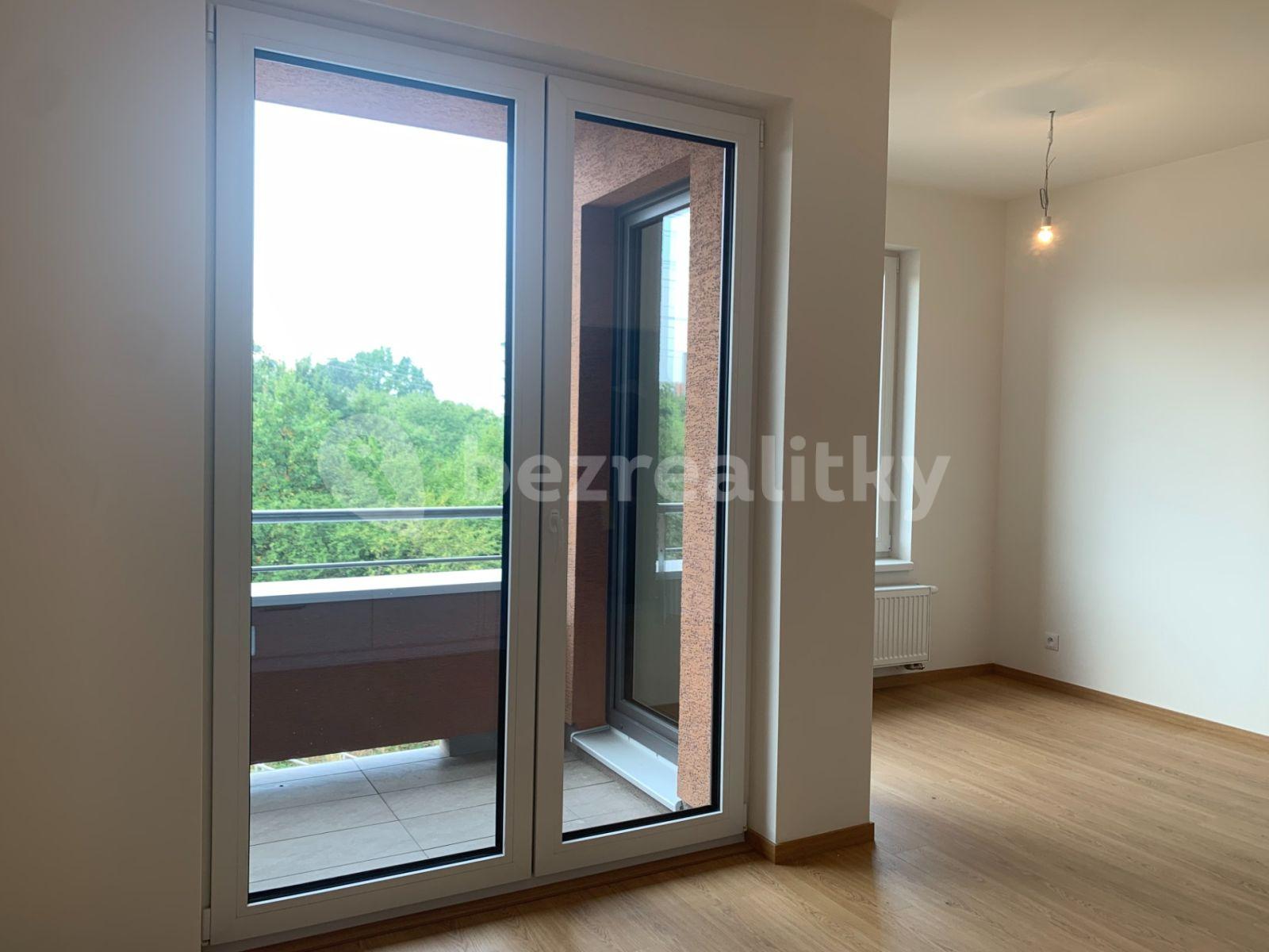 Pronájem bytu 1+kk 30 m², Šternovská, Praha, Praha