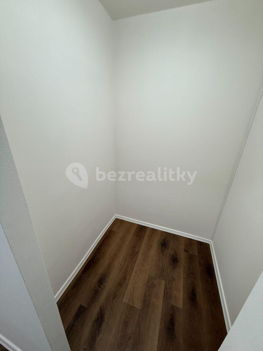 Pronájem bytu 2+kk 46 m², U Jezera, Praha, Praha