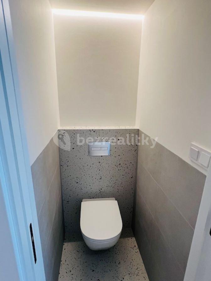 Pronájem bytu 3+kk 70 m², Budějovická, Praha, Praha