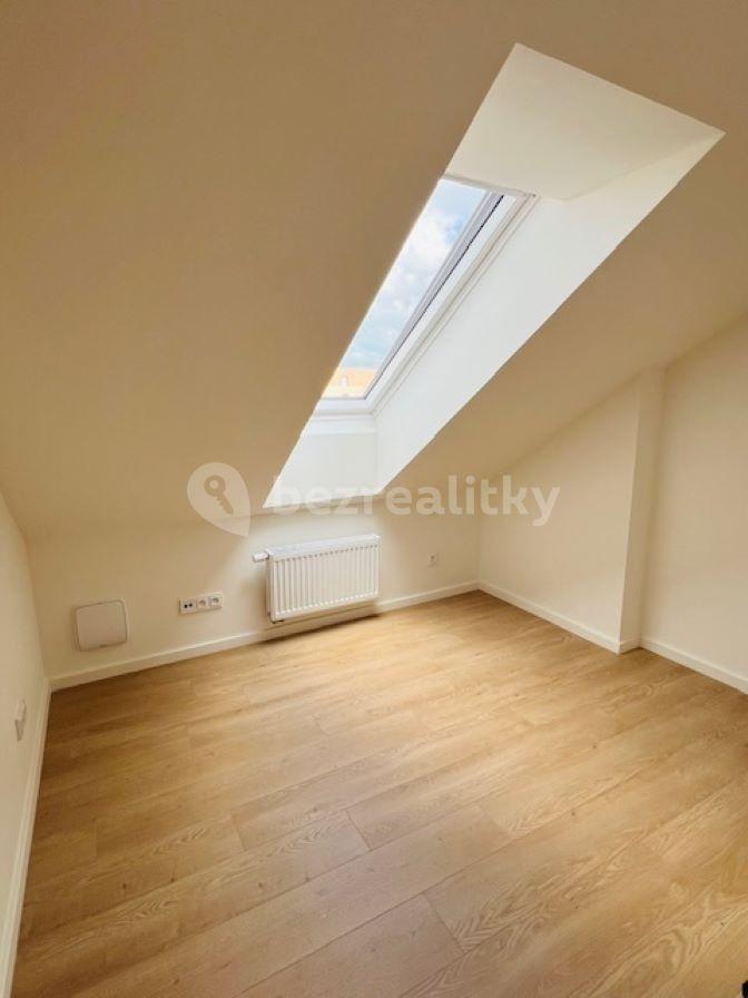 Pronájem bytu 3+kk 70 m², Budějovická, Praha, Praha