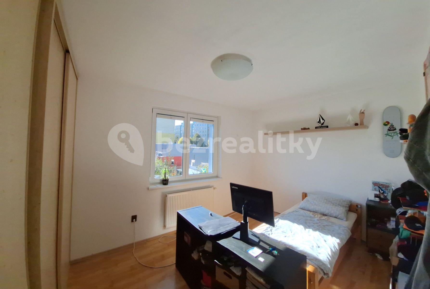 Pronájem bytu 2+kk 63 m², Korycanská, Praha, Praha