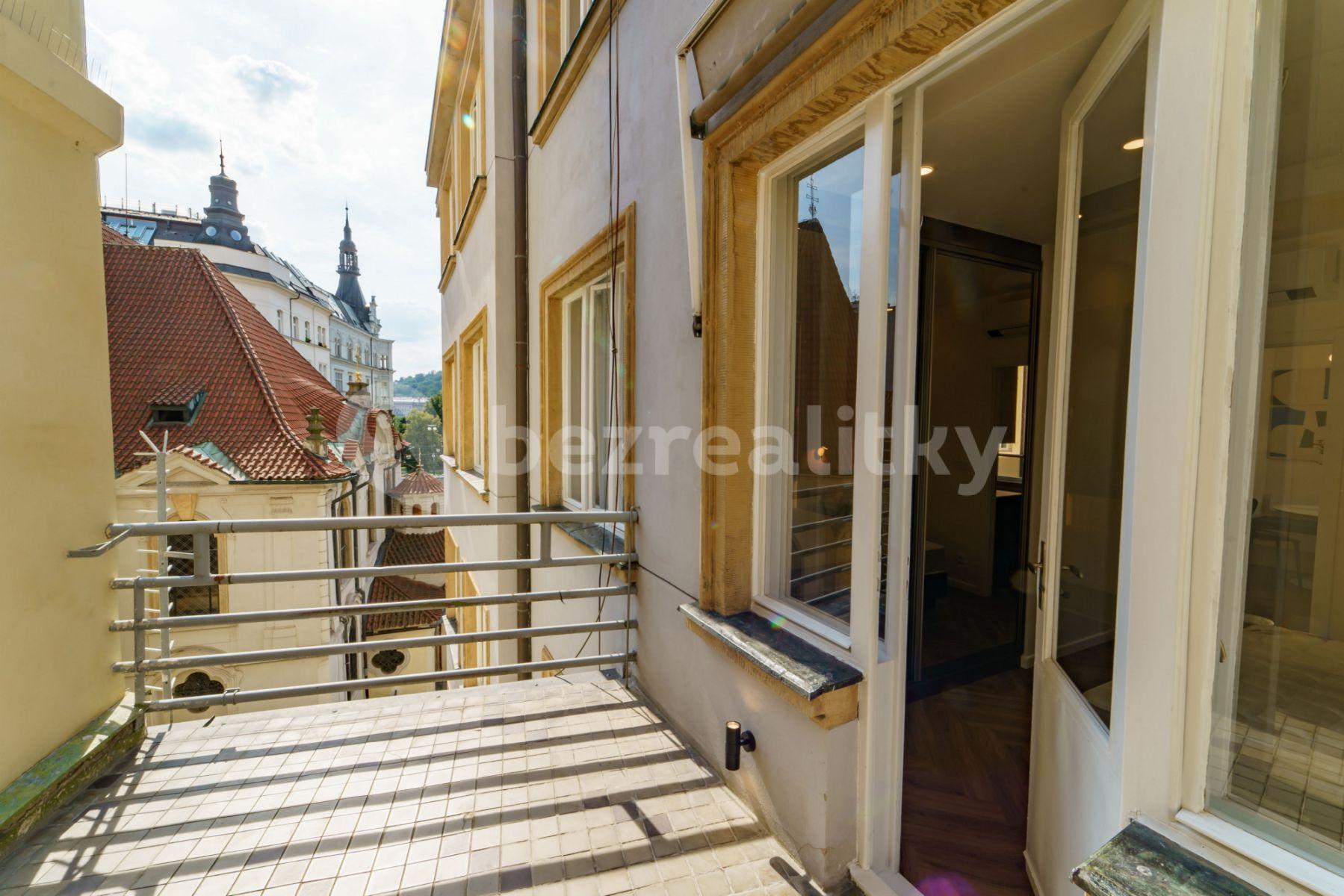 Pronájem bytu 1+1 28 m², Vojtěšská, Praha, Praha